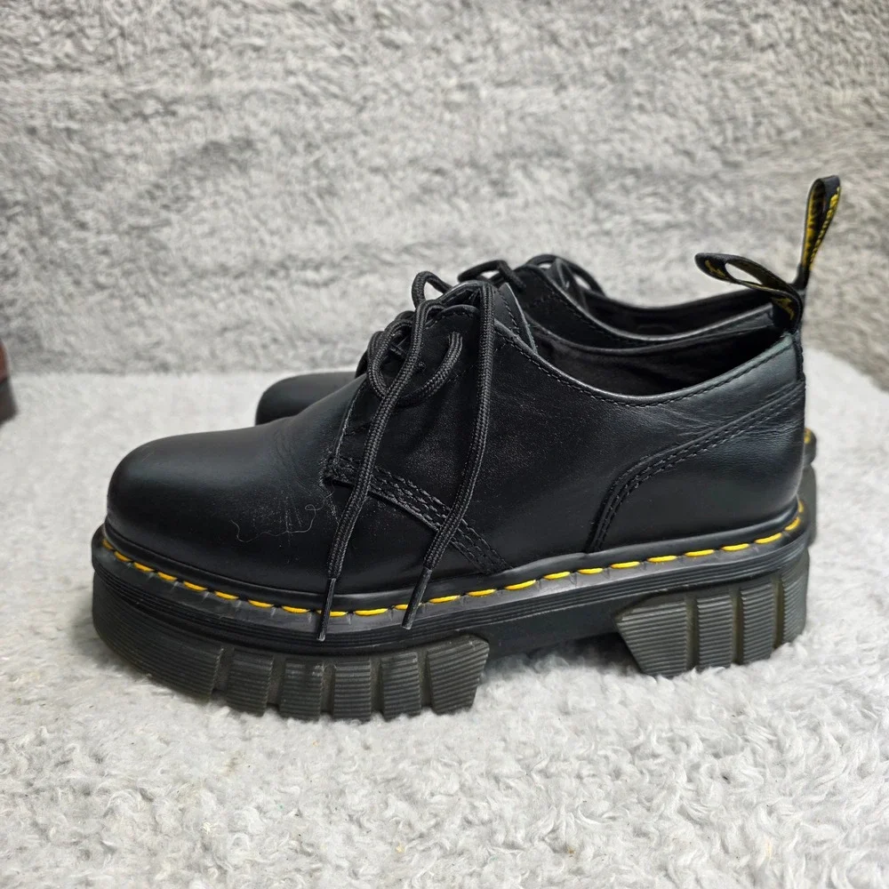 Dr. Martens gently preworn